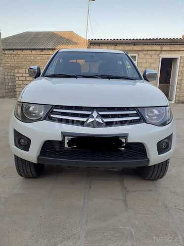 Mitsubishi L200 2014, 170,459 km - 2.5 л - Bakı