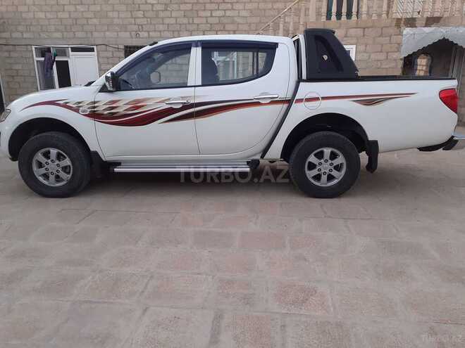 Mitsubishi L200 2014, 170,459 km - 2.5 л - Bakı
