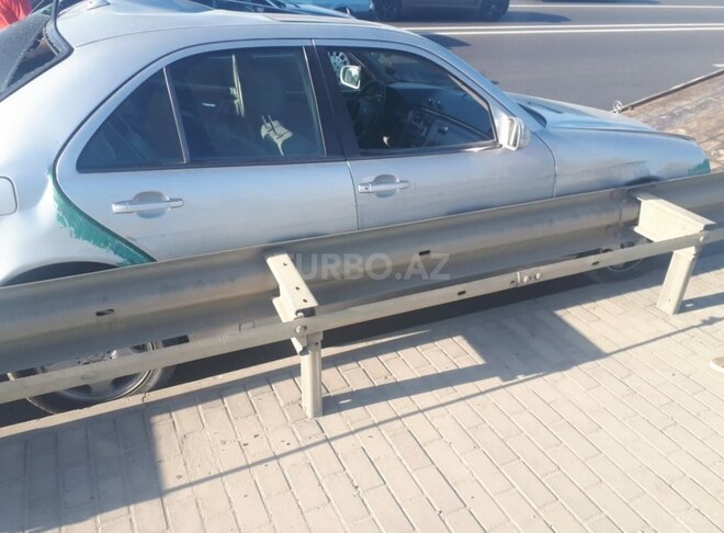 Mercedes C 220 2001, 400,623 km - 2.1 l - Bakı