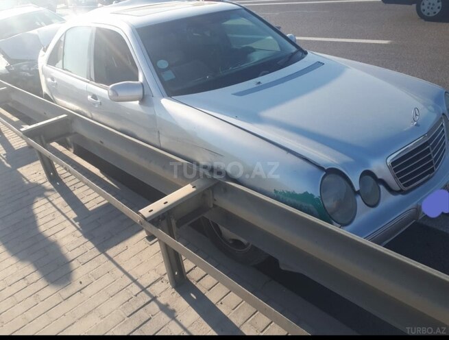 Mercedes C 220 2001, 400,623 km - 2.1 l - Bakı