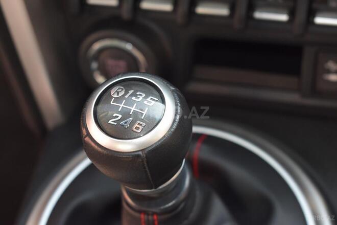 Subaru  2016, 3,800 km - 2.0 l - Bakı