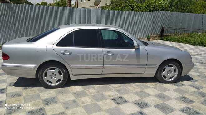 Mercedes E 220 2000, 360,000 km - 0.2 l - Masallı