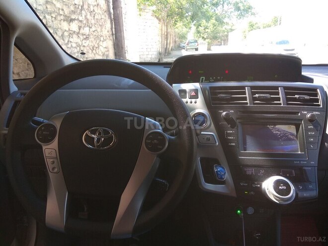 Toyota Prius V 2014, 100,000 km - 1.8 l - Bakı