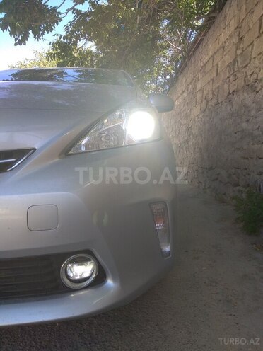 Toyota Prius V 2014, 100,000 km - 1.8 l - Bakı