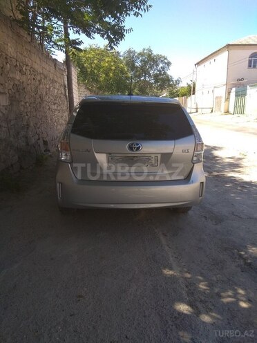 Toyota Prius V 2014, 100,000 km - 1.8 l - Bakı