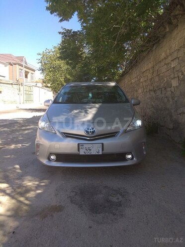 Toyota Prius V 2014, 100,000 km - 1.8 l - Bakı