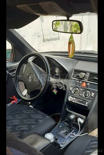 Mercedes C 220 1999, 312,000 km - 2.2 l - Bakı