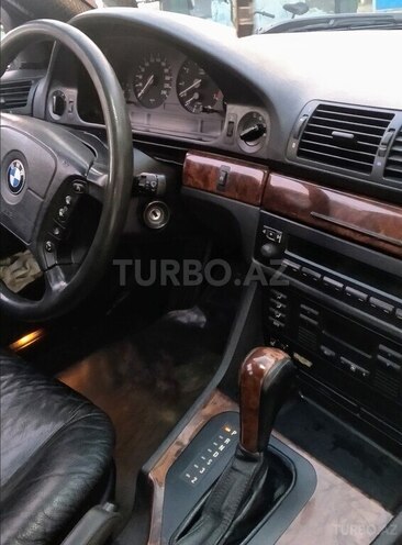 BMW 528 1995, 340,000 km - 2.8 l - Bakı