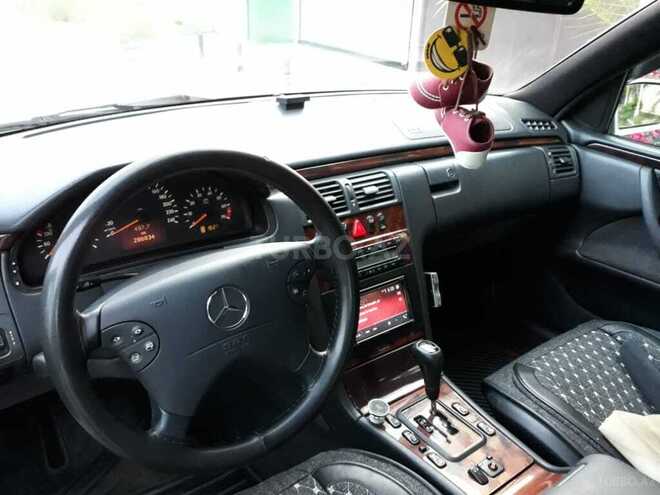 Mercedes E 240 2000, 289,000 km - 2.4 l - Lənkəran