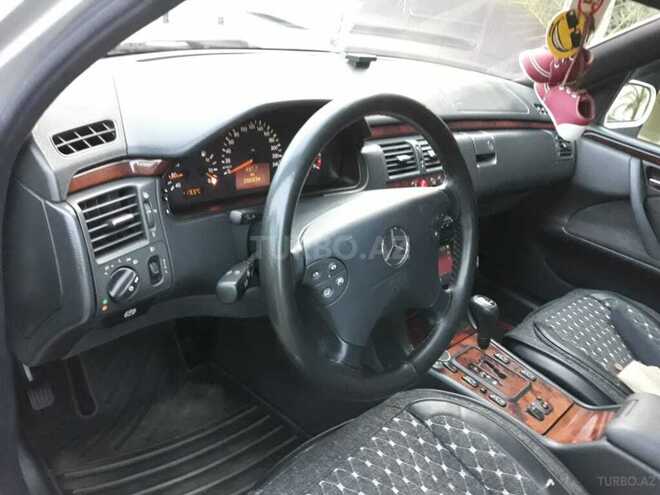 Mercedes E 240 2000, 289,000 km - 2.4 l - Lənkəran