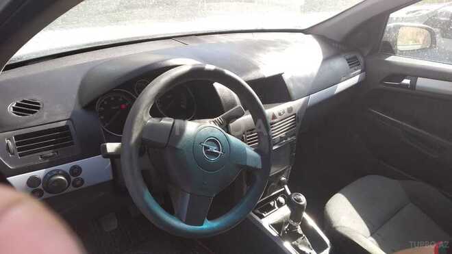 Opel Astra 2006, 280,000 km - 1.4 l - Bakı