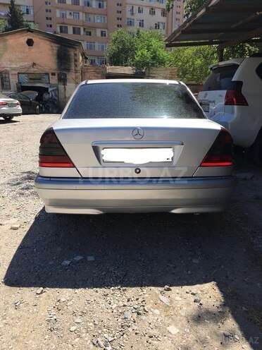Mercedes C 220 1998, 230,000 km - 2.2 л - Bakı