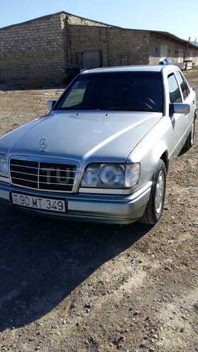 Mercedes E 220 1994, 385,000 km - 2.2 l - Bakı