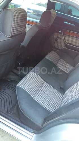 Mercedes E 220 1994, 385,000 km - 2.2 l - Bakı
