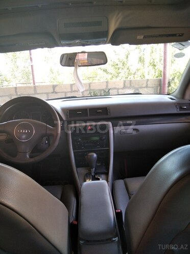 Audi A4 2004, 257,000 km - 1.8 л - Gəncə
