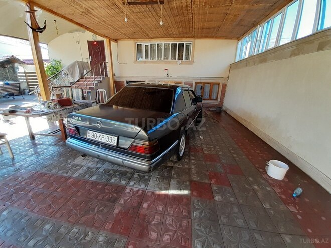 Mercedes E 200 1992, 350,000 km - 2.0 l - Tovuz