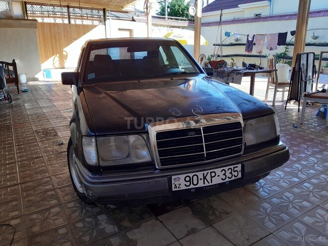 Mercedes E 200 1992, 350,000 km - 2.0 l - Tovuz