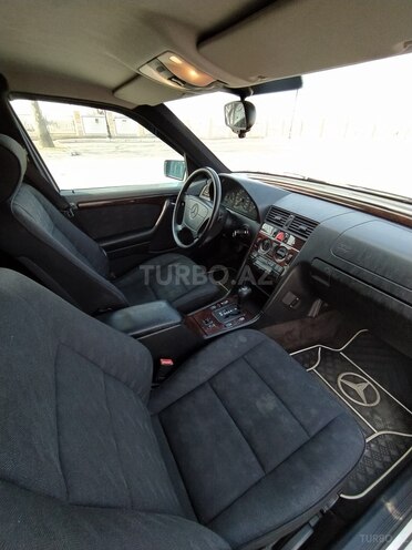 Mercedes C 180 1996, 333,000 km - 1.8 л - Yevlax