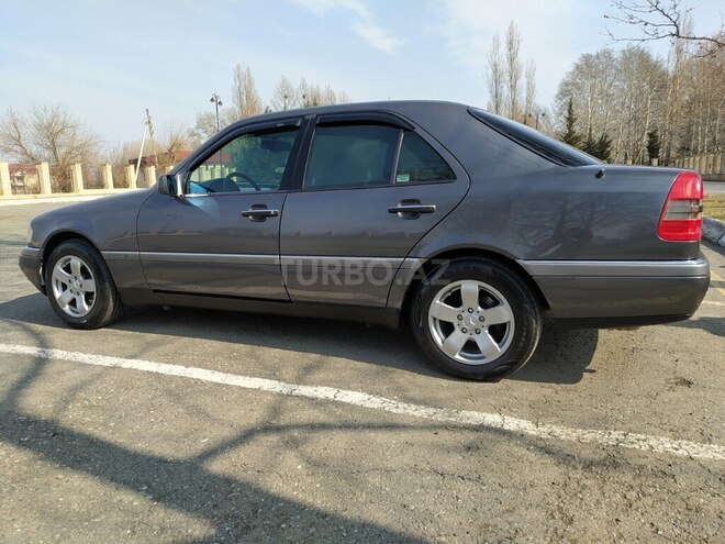 Mercedes C 180 1996, 333,000 km - 1.8 л - Yevlax