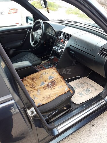 Mercedes C 200 1997, 189,000 km - 2.0 l - Bakı