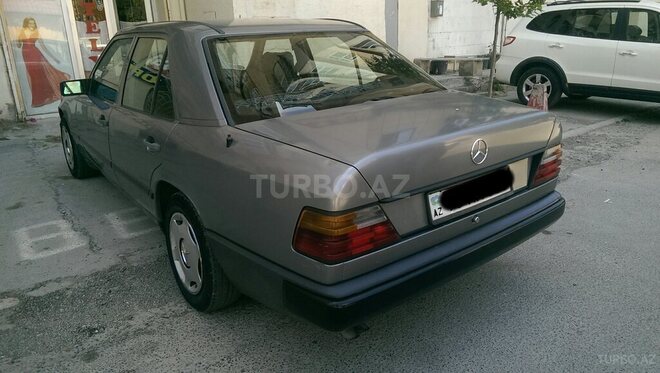 Mercedes E 300 1988, 430,000 km - 3.0 l - Bakı