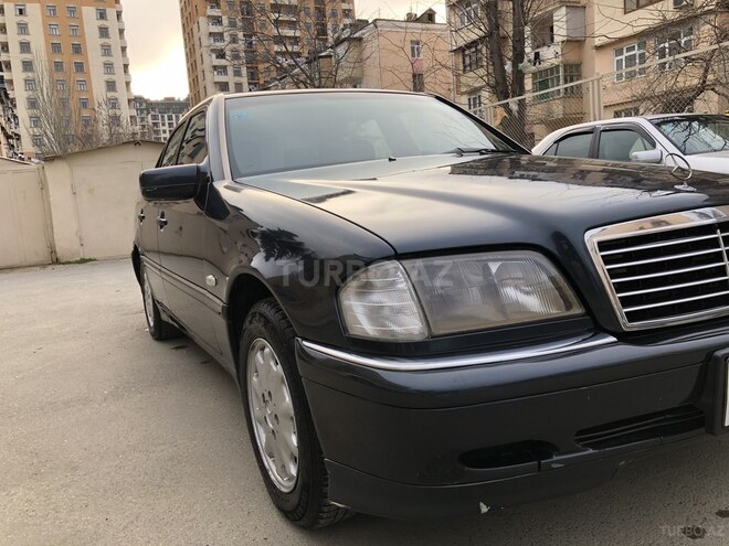 Mercedes C 240 1997, 342,584 km - 2.4 l - Bakı