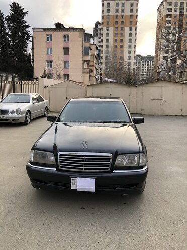 Mercedes C 240 1997, 342,584 km - 2.4 l - Bakı