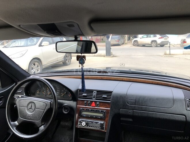 Mercedes C 240 1997, 342,584 km - 2.4 l - Bakı