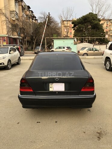 Mercedes C 240 1997, 342,584 km - 2.4 l - Bakı