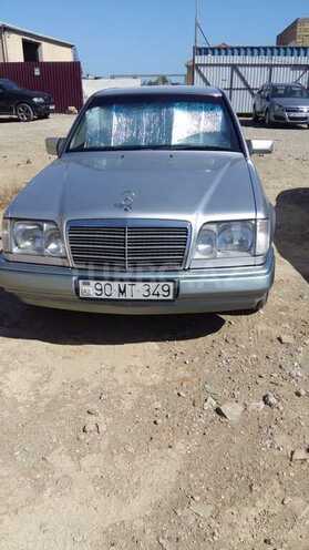 Mercedes E 220 1994, 385,000 km - 2.2 l - Bakı