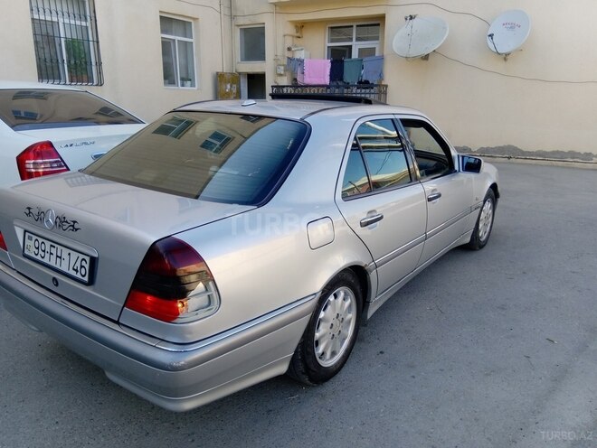 Mercedes C 240 1998, 265,000 km - 2.4 l - Bakı