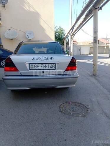 Mercedes C 240 1998, 265,000 km - 2.4 l - Bakı