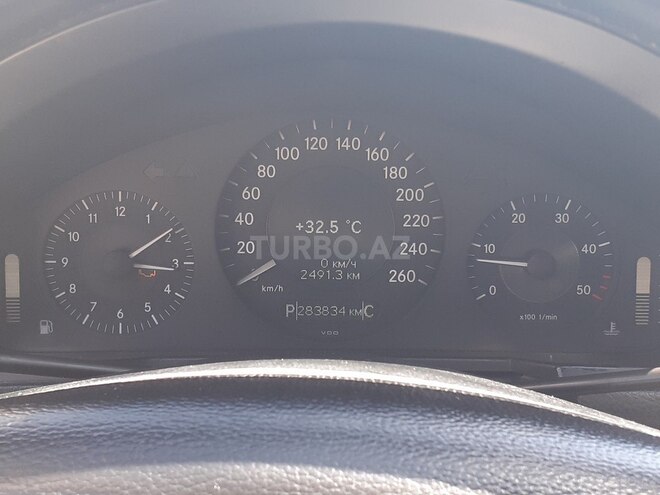 Mercedes E 220 2008, 283,800 km - 2.2 l - Bakı