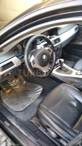BMW 320 2006, 285,000 km - 2.0 l - Neftçala