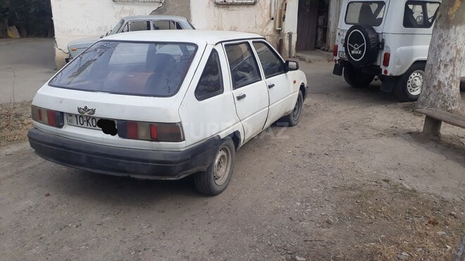 IJ 2126 Oda 2002, 180,000 km - 1.5 l - Mingəçevir