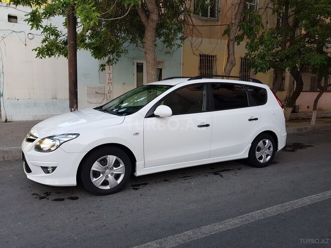 Hyundai i30 2011, 147,000 km - 1.4 л - Bakı