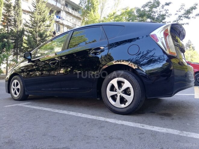 Toyota Prius 2014, 226,000 km - 1.8 l - Bakı