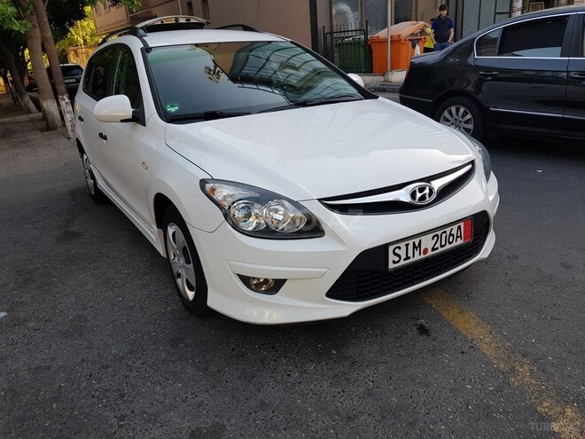 Hyundai i30 2011, 147,000 km - 1.4 л - Bakı