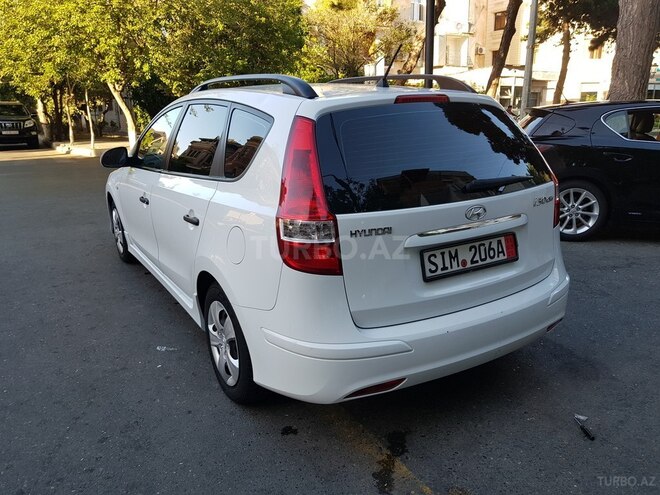 Hyundai i30 2011, 147,000 km - 1.4 л - Bakı