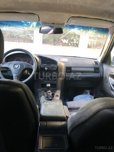 BMW 318 1996, 293,500 km - 1.8 l - Bakı