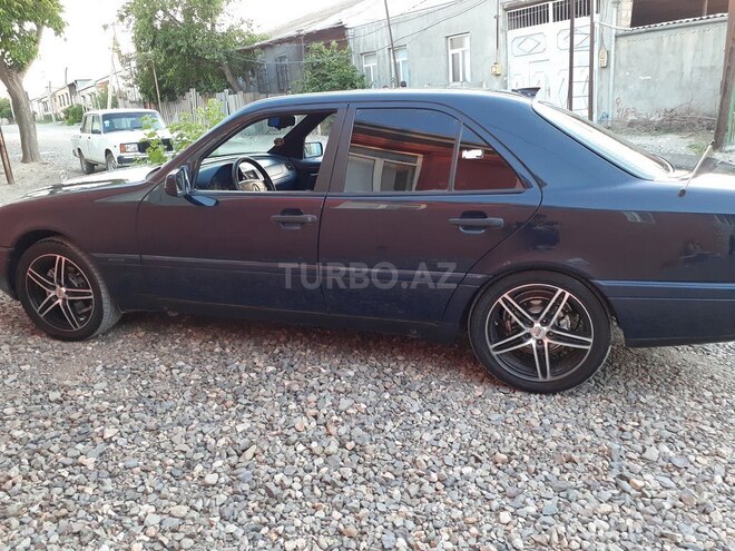Mercedes C 180 1996, 300,000 km - 1.2 л - Gəncə