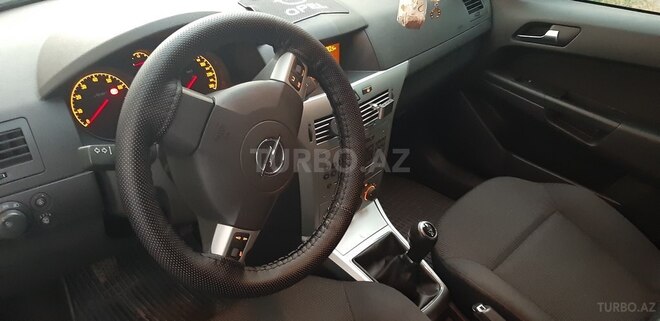Opel Astra 2009, 181,000 km - 1.4 l - Bakı