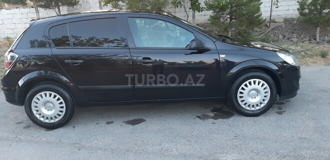 Opel Astra 2009, 181,000 km - 1.4 l - Bakı