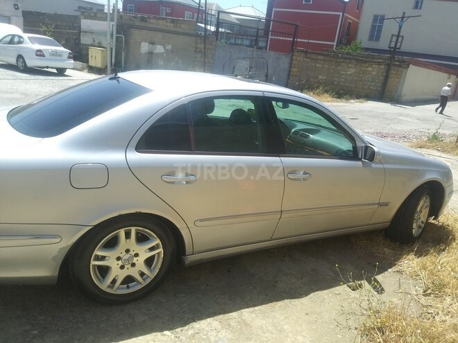 Mercedes E 220 2003, 400,000 km - 2.2 л - Bakı