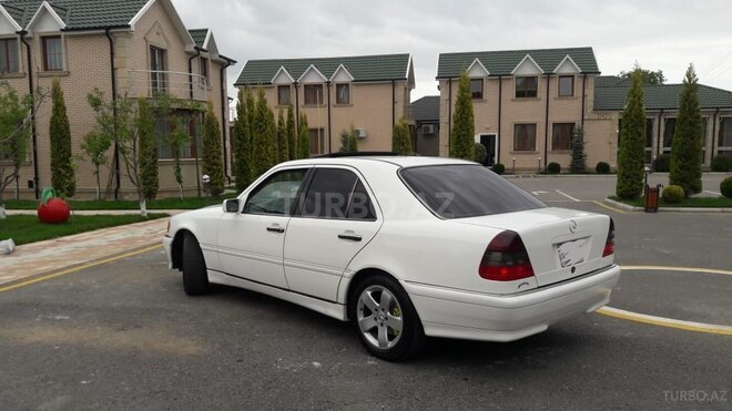 Mercedes C 280 1999, 201,253 km - 2.8 l - Quba