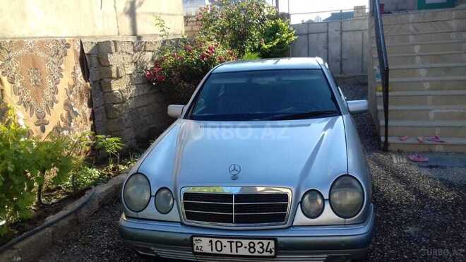 Mercedes E 220 1997, 480,000 km - 2.2 l - Bakı