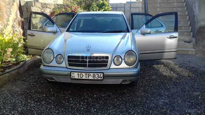 Mercedes E 220 1997, 480,000 km - 2.2 l - Bakı
