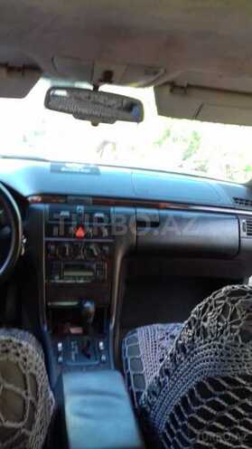 Mercedes E 220 1997, 480,000 km - 2.2 l - Bakı