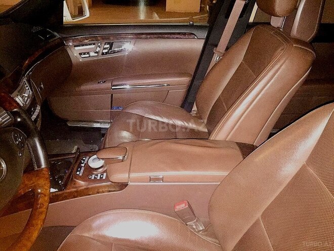 Mercedes S 550 2010, 204,000 km - 5.5 л - Bakı