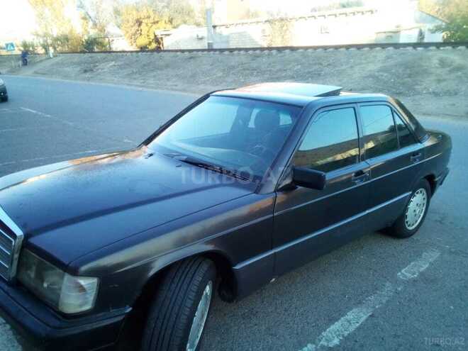 Mercedes 190 1991, 454,000 km - 1.8 l - Şirvan